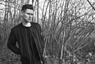 Fotografía promocional de Denis Horvat