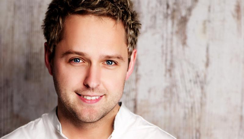 Promofoto von Concierto de Derek Ryan en Killarney.