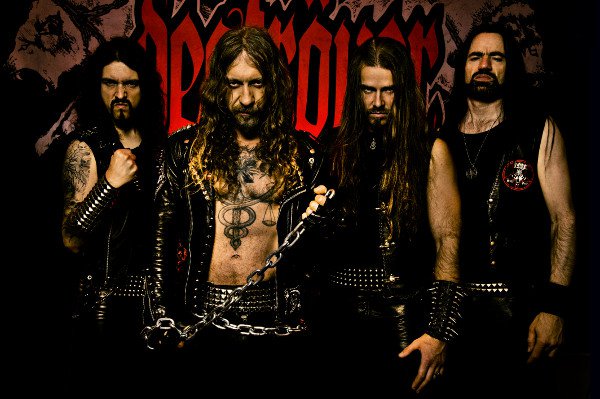 Fotografía promocional de Deströyer 666