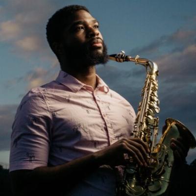 Fotografia promocional de Dexter Moses.