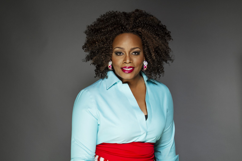 Fotografía promocional de Dianne Reeves
