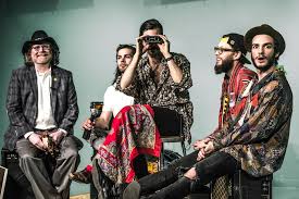 Fotografía promocional de Different Places In Space