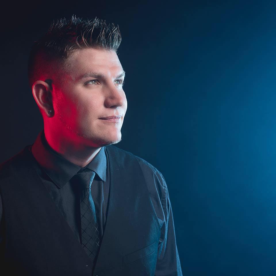 Fotografia promocional de DJ Dizz.