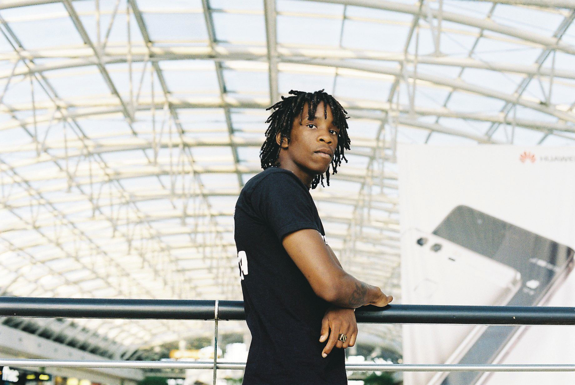 Fotografía promocional de DJ Firmeza