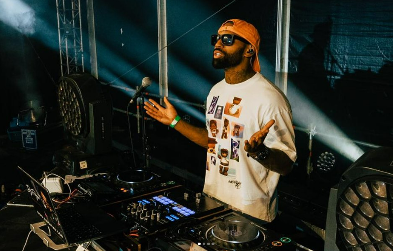 Fotografía promocional de DJ Folyne