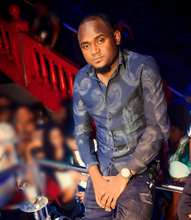 Fotografía promocional de DJ Gayumbo