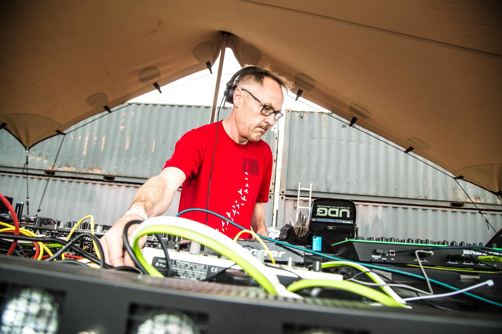 Promofoto von Concierto de DJ JP en Amsterdam.