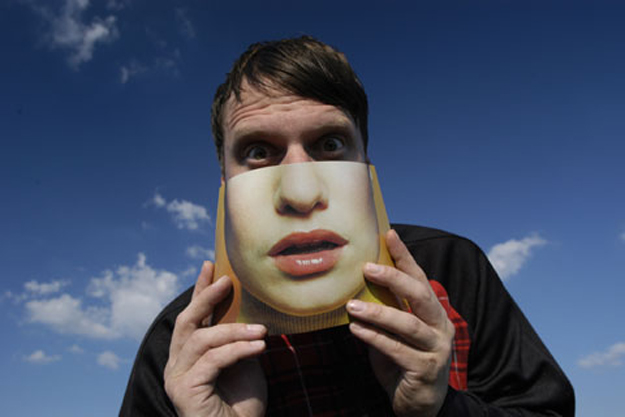 Fotografía promocional de DJ Koze