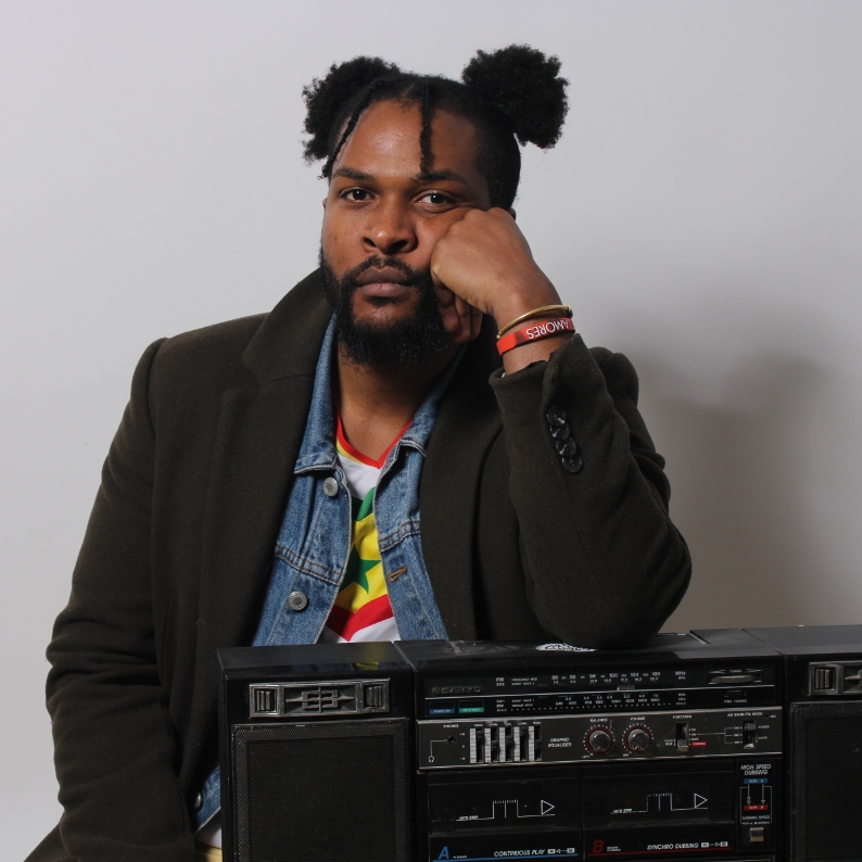 Fotografía promocional de Dj Materia Prima