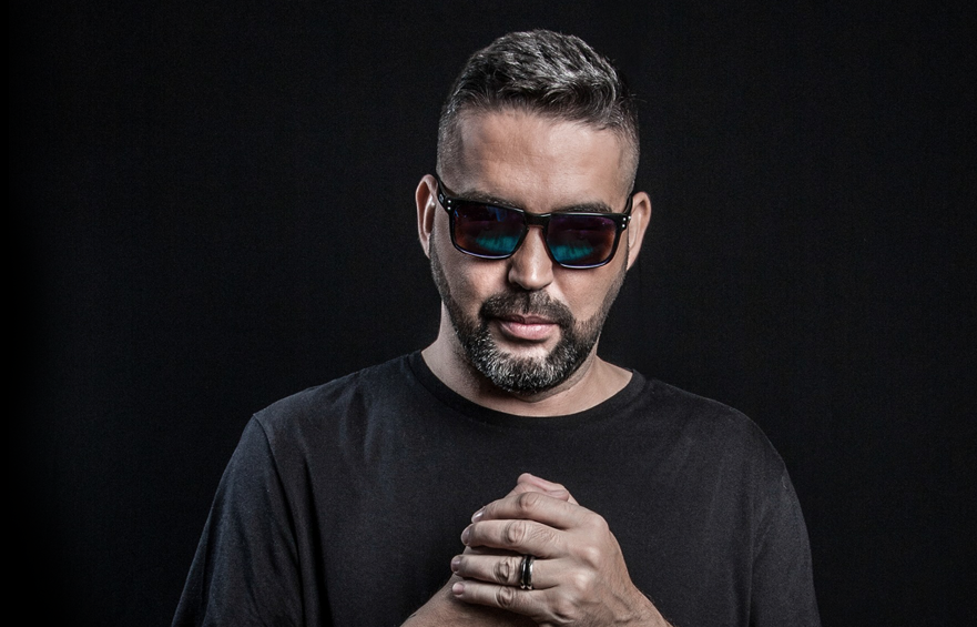 Fotografía promocional de DJ Neil