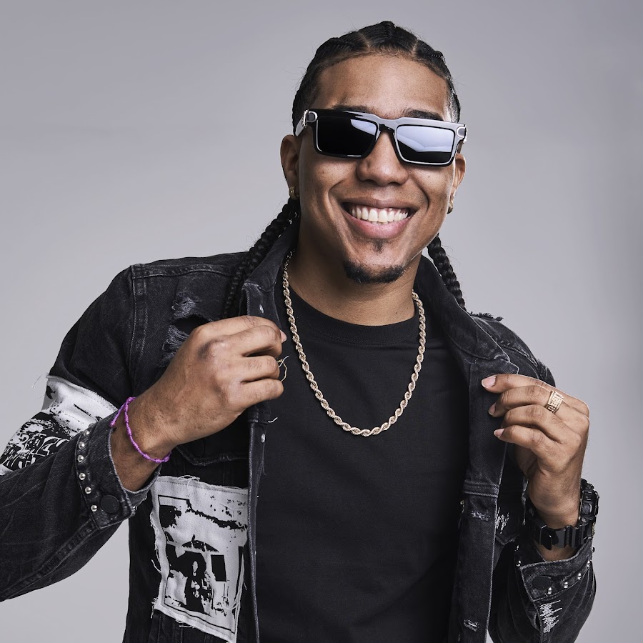 Fotografía promocional de DJ Nieto