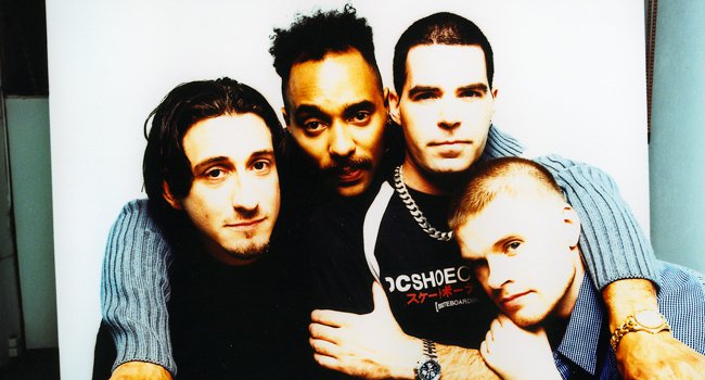 Fotografía promocional de Dog Eat Dog