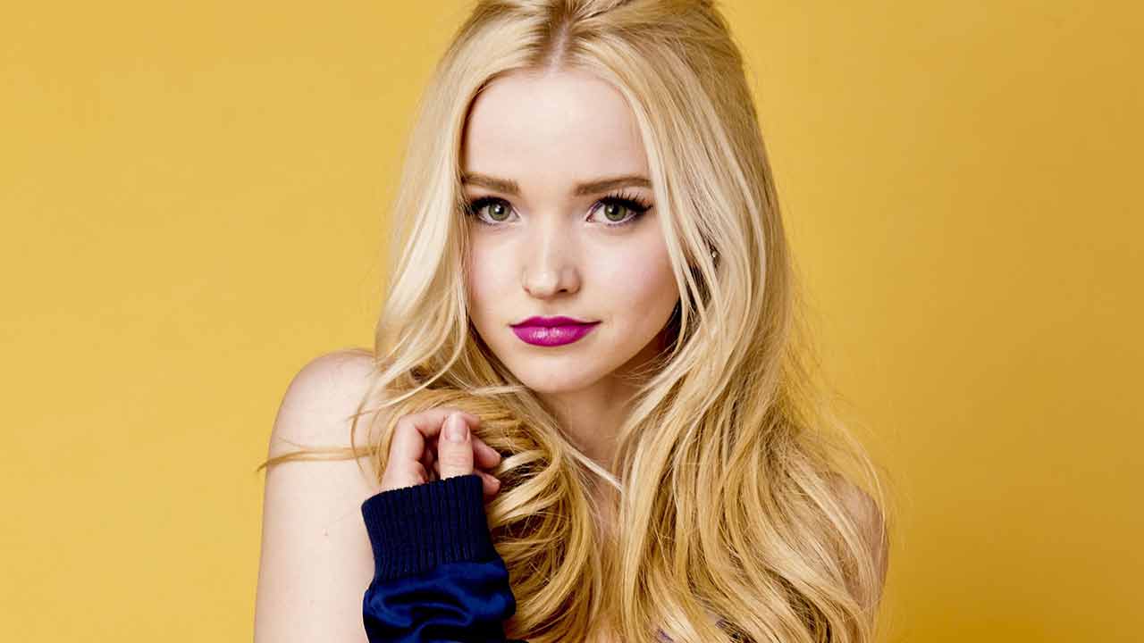 Promofoto von Dove Cameron.