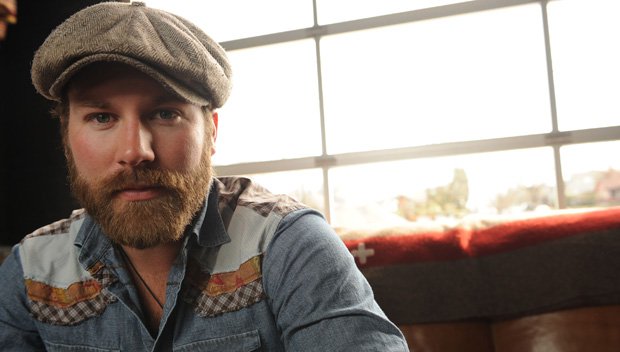 Fotografía promocional de Concierto de Drake White en Asheville