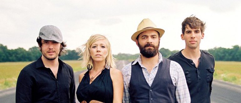 Promotional photograph of Drew Holcomb & The Neighbors.