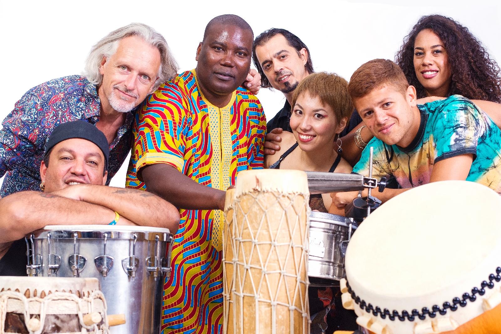 Promofoto von Drums United.