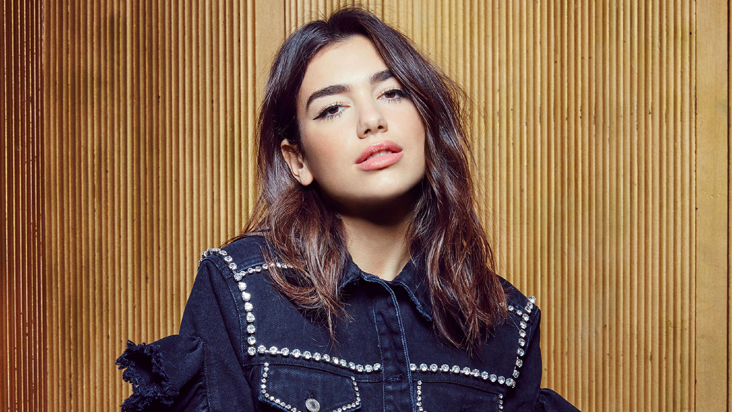 Dua Lipa Tickets Fur 2021 2022 Tour Information Uber Konzerte Touren Und Karten Von Dua Lipa In 2021 2022 Wegow Deutschland