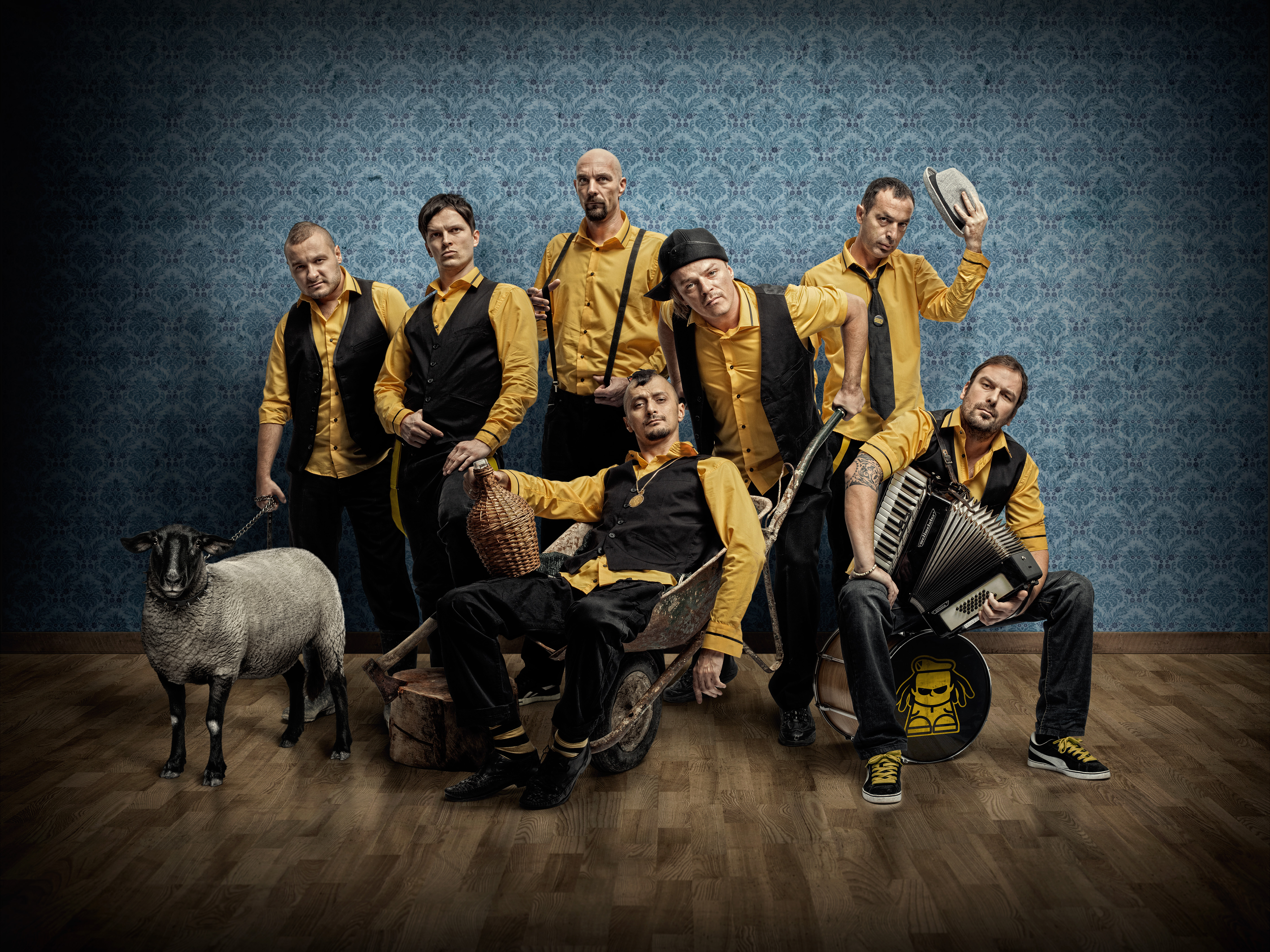 Promofoto von Concierto de Dubioza Kolektiv en Nimega.