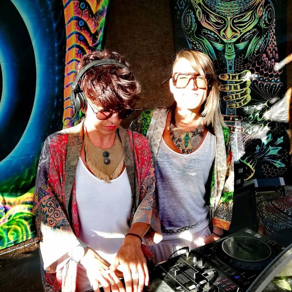 Fotografía promocional de E T H E R