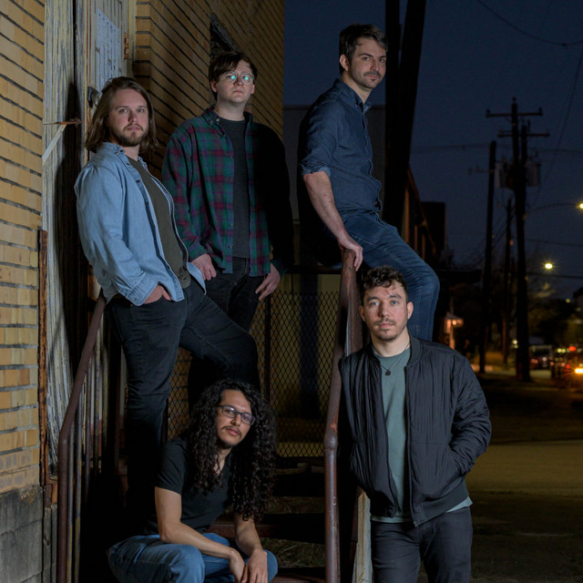 Fotografía promocional de East of Eado