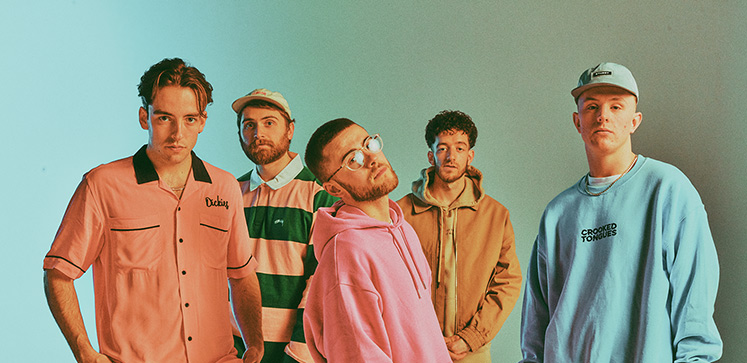 Photographie promotionnelle de Concierto de Hard Life en Londres.