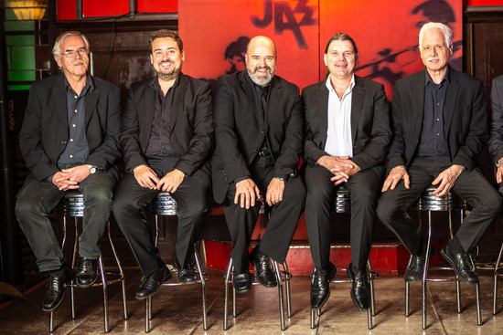 Fotografia promocional de Eberhard Budziats Jazzsextett.