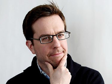 Fotografia promocional de Ed Helms.