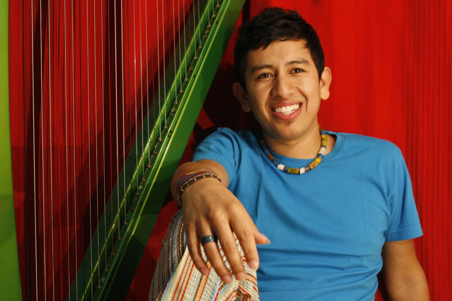 Fotografía promocional de Edmar Castaneda