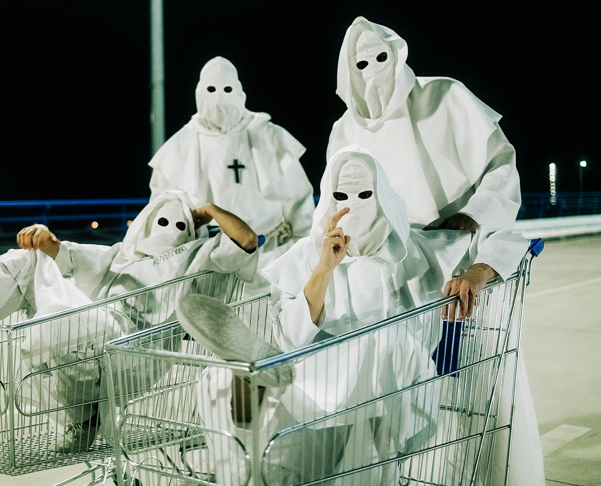 Fotografía promocional de El Altar del Holocausto