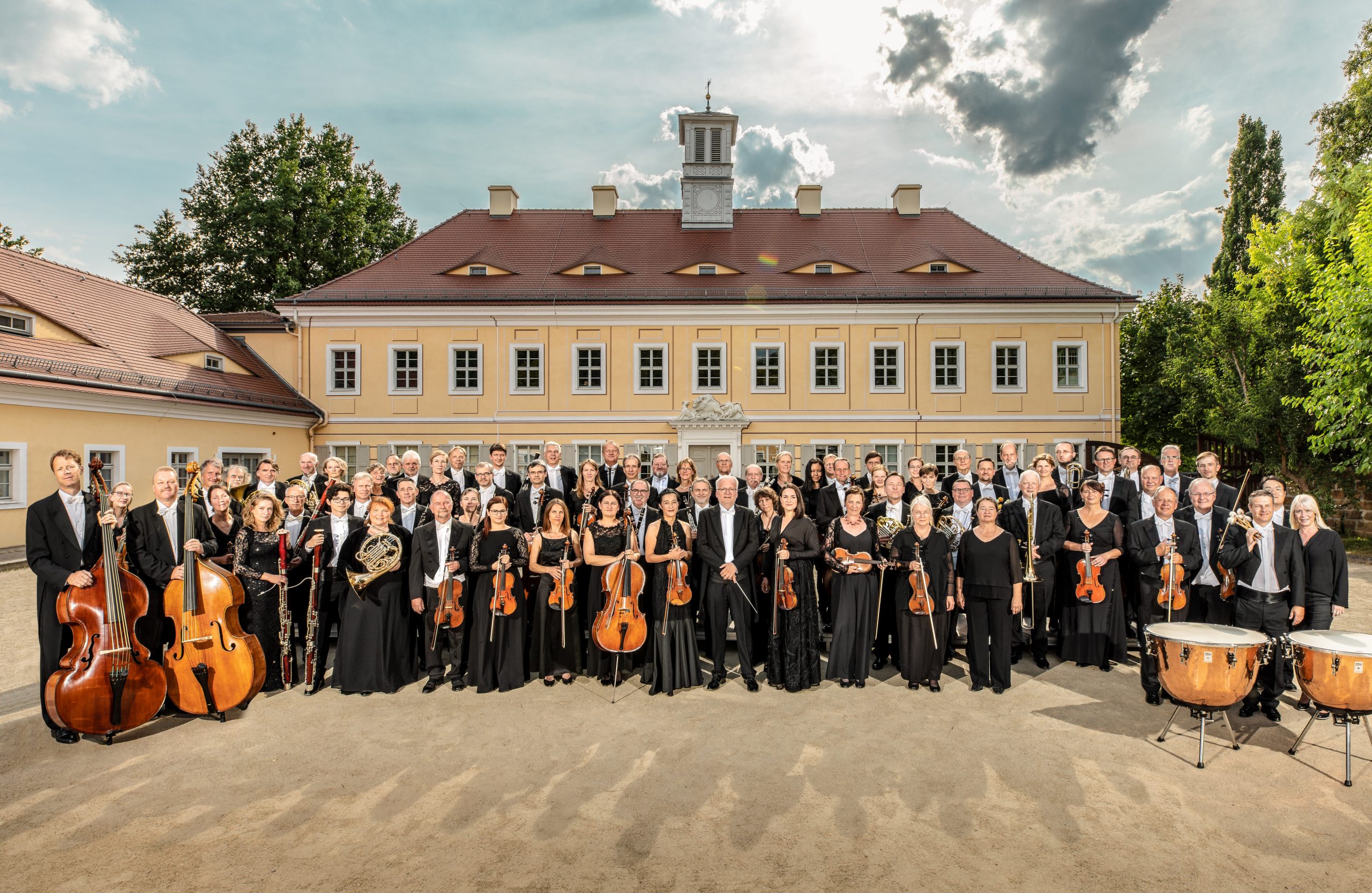 Promofoto von Concierto de Elbland Philharmonie Sachsen en Riesa.