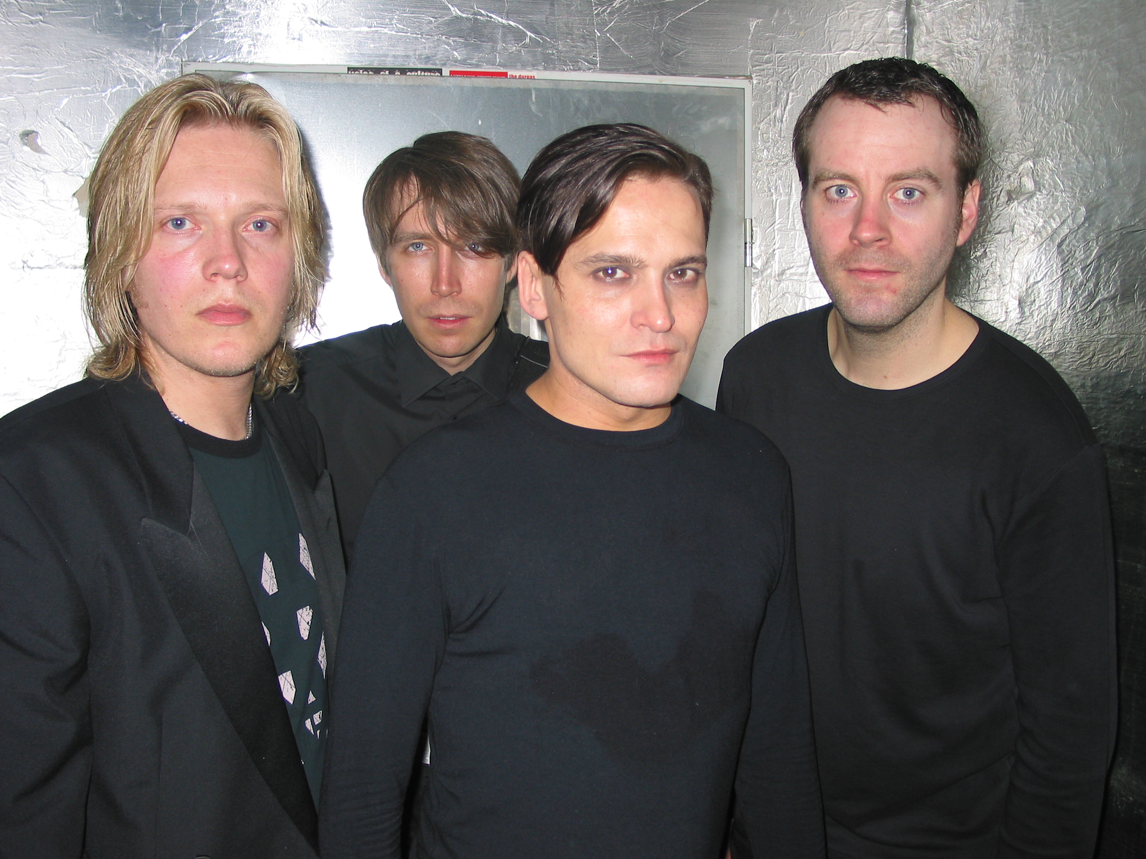 Fotografía promocional de Elegant Machinery