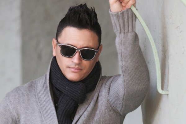 Promofoto von Elvis Crespo.