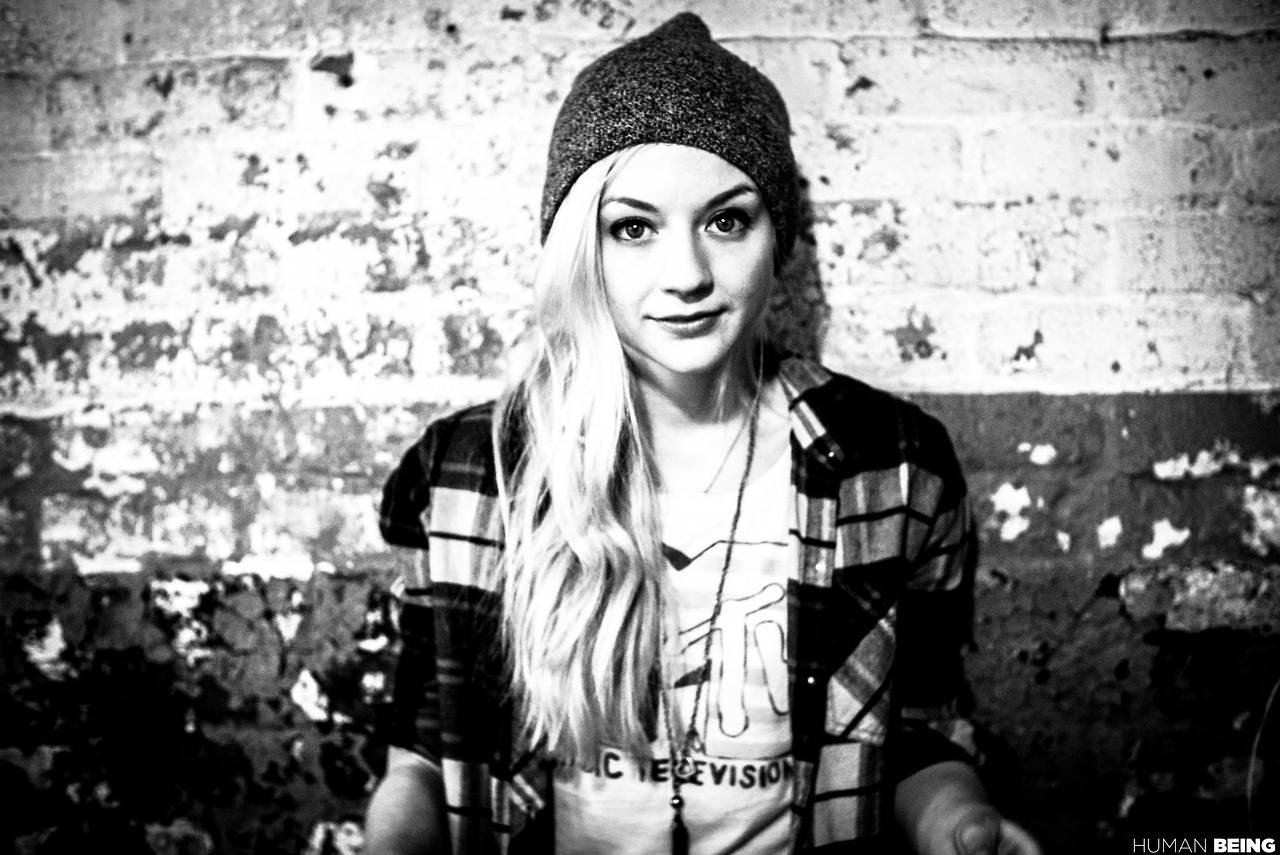Fotografía promocional de Emily Kinney