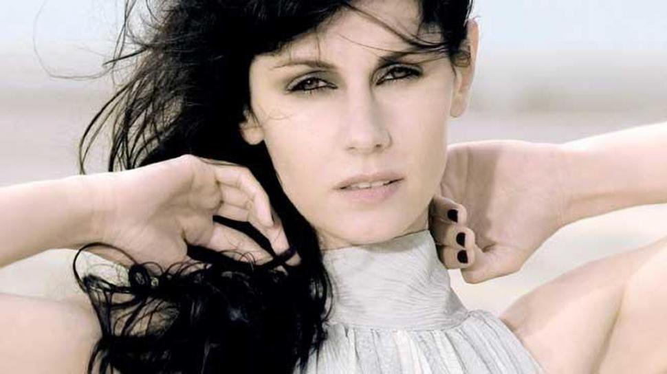 Promotional photograph of Emma Shapplin.