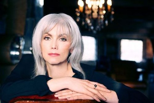 Fotografia promozionale di Emmylou Harris.