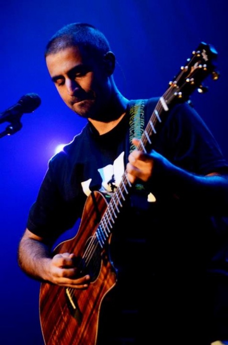 Fotografia promocional de Eric Rachmany.