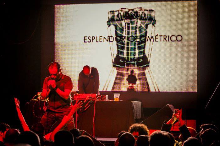 Fotografía promocional de Esplendor Geométrico