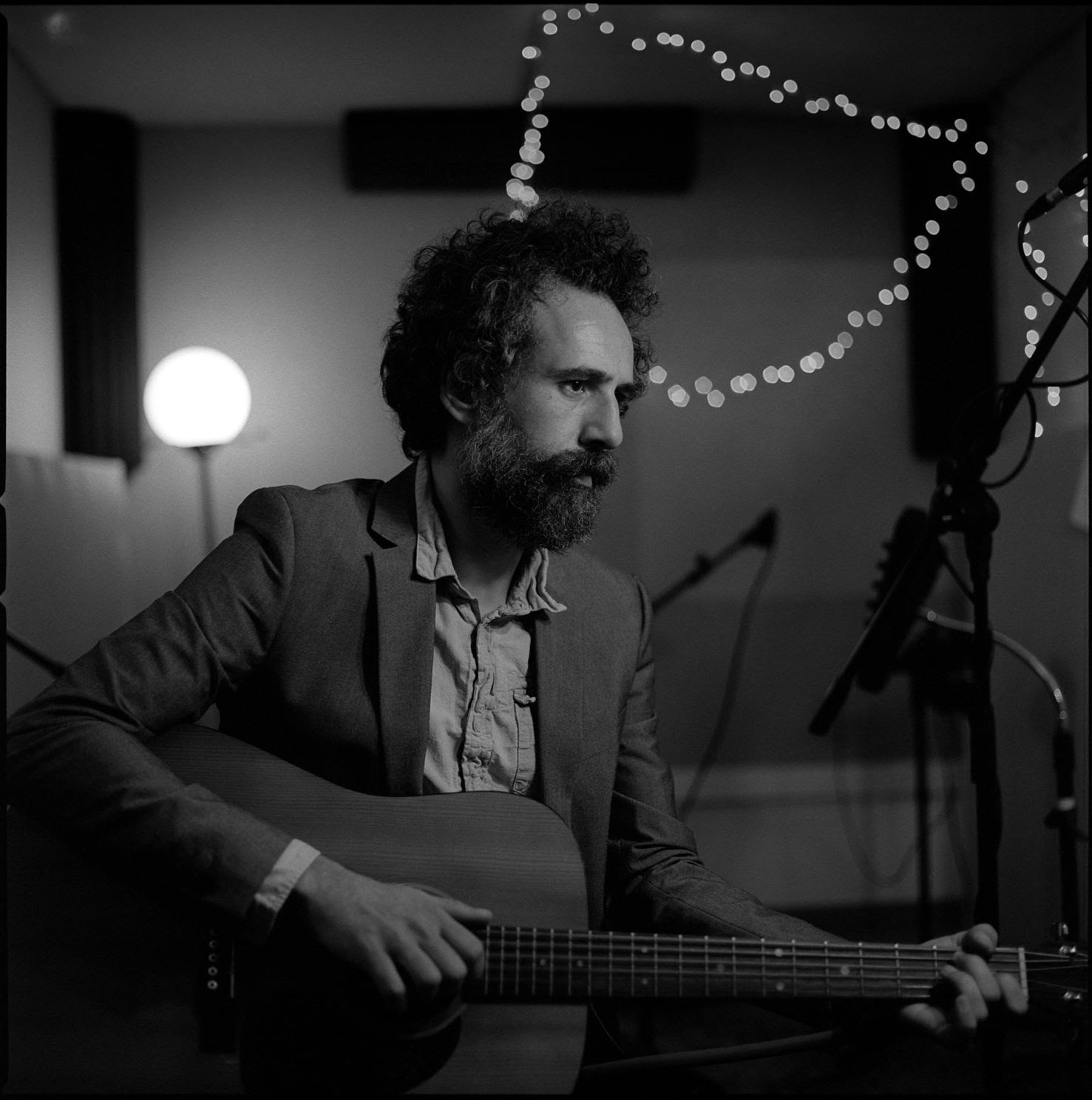 Fotografía promocional de Estúpida Erikah