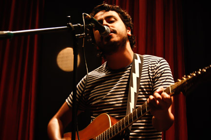 Fotografía promocional de Eui (Canseco)