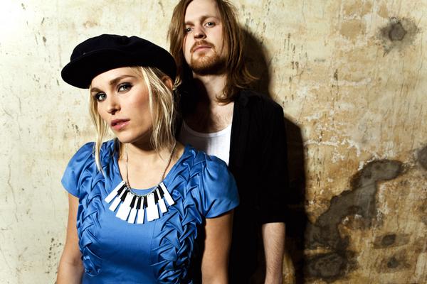 Fotografia promocional de Eva & The Heartmaker.