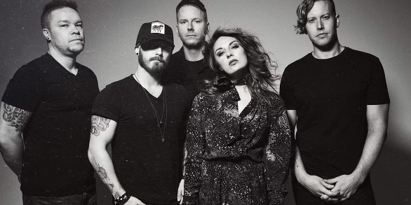 Fotografía promocional de Eva Under Fire