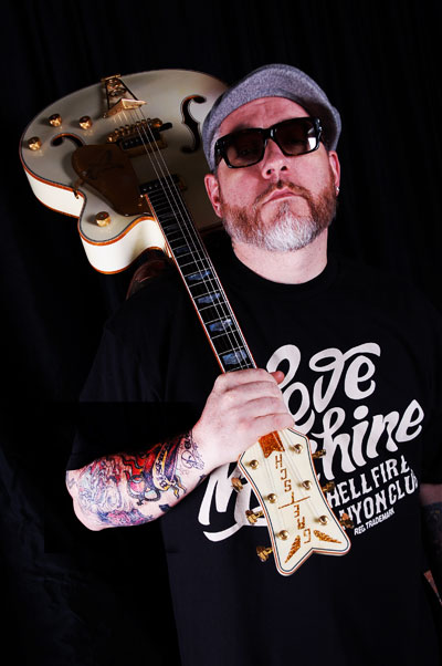 Promotional photograph of Everlast.
