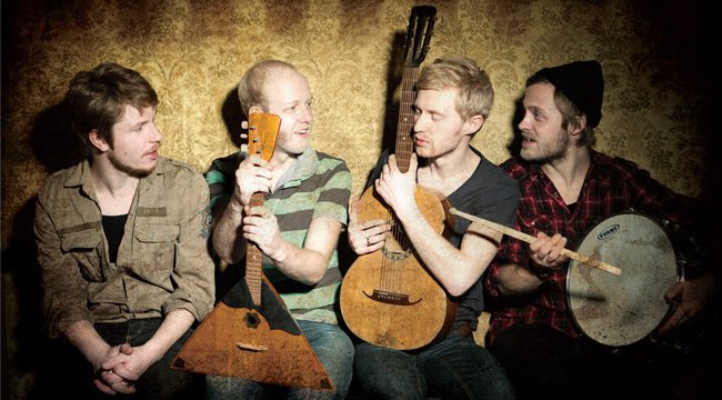 Promotional photograph of Ewert and The Two Dragons.