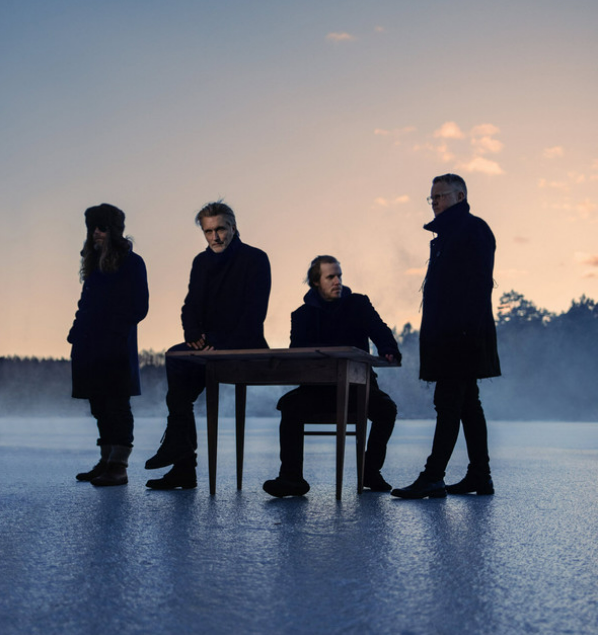 Fotografia promozionale di Exit North.