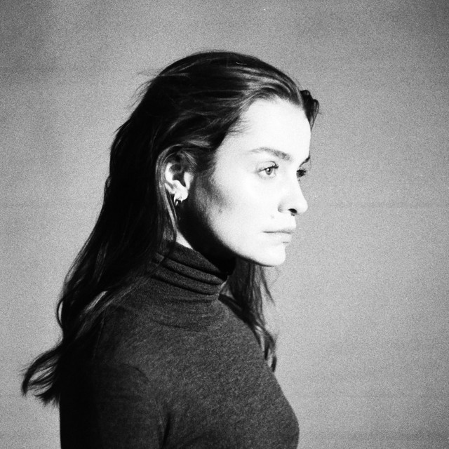 Fotografía promocional de Concierto de Eydís Evensen en París