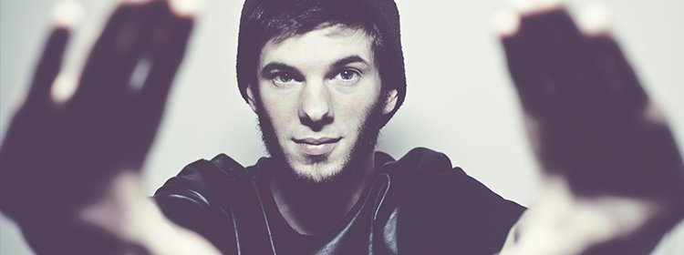 Fotografía promocional de Fakear