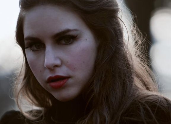 Promotional photograph of Fallulah.