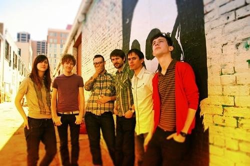 Fotografía promocional de Fanfarlo