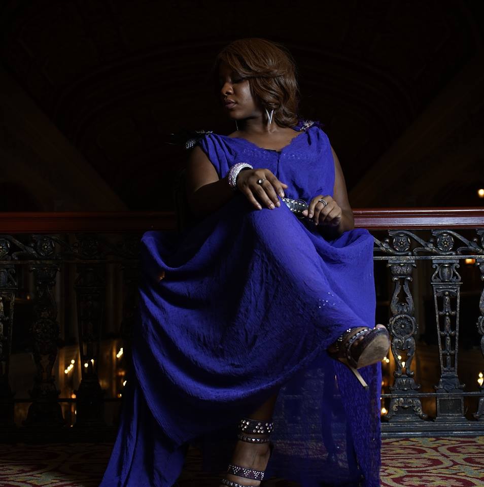 Fotografia promocional de Fatima Washington.