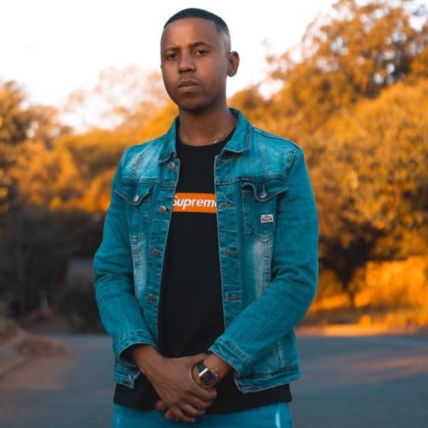 Fotografía promocional de Felo Le Tee